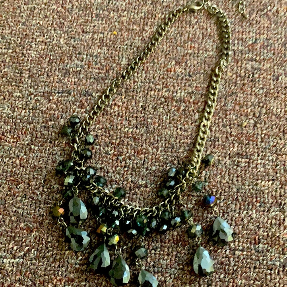 Black teardrop necklace